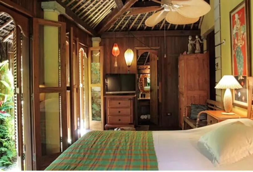 ペンション Villa Paradiso Pousada