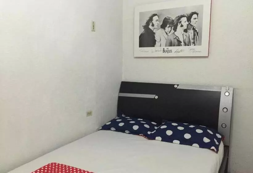 Hostel Mamy Dorme