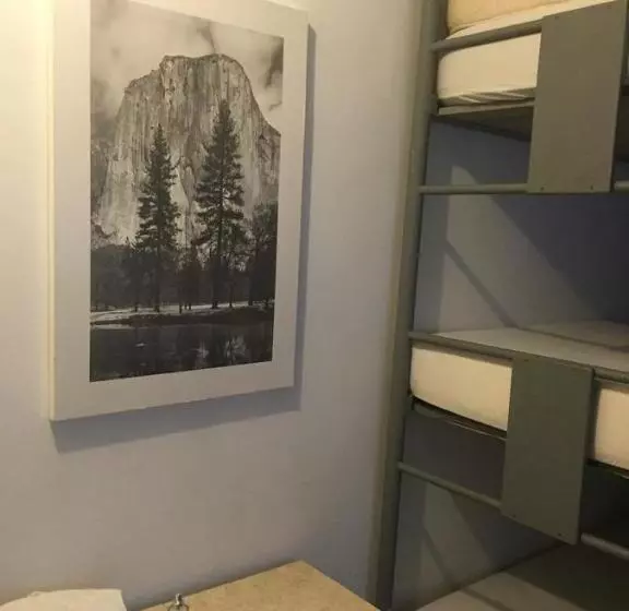 Hostel Mamy Dorme