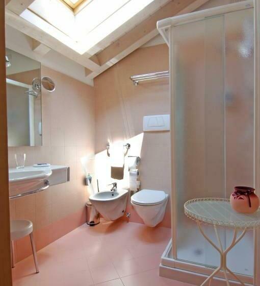 فندق Agriturismo Maso Grener