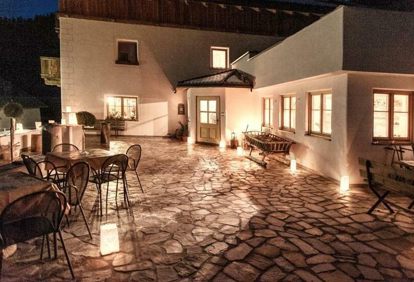 Hotelli Messnerwirt Onach