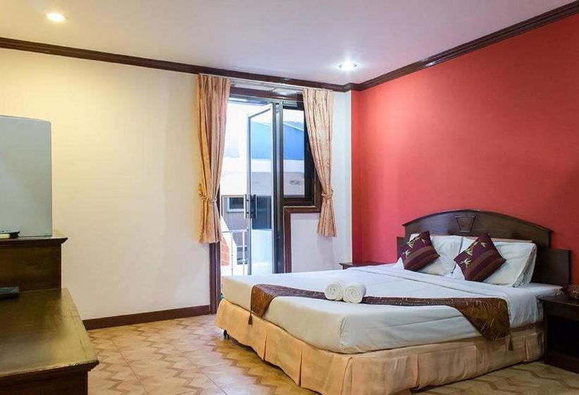 פנסיון Baan Natacha Beachfront Guesthouse