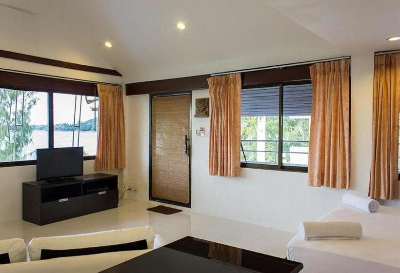 פנסיון Baan Natacha Beachfront Guesthouse