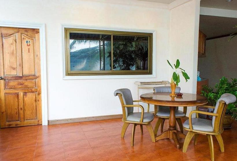 פנסיון Baan Natacha Beachfront Guesthouse