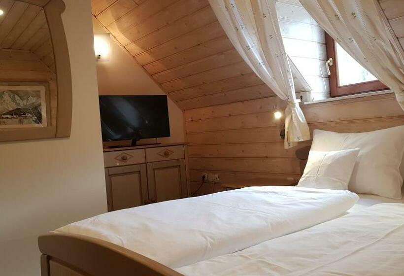 پانسیون Gostilna Pri Martinu