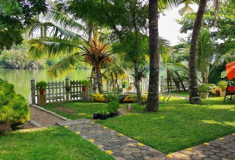 Pension Luvi Lucas River Side