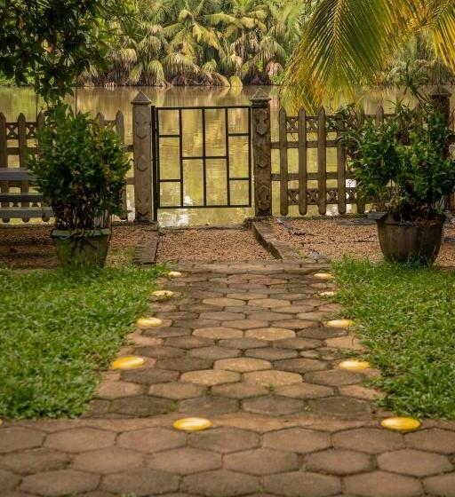 Pension Luvi Lucas River Side