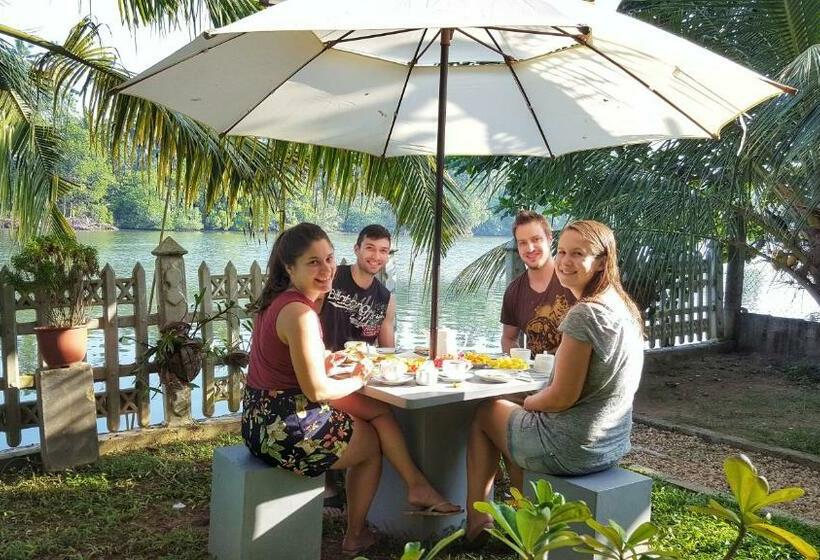 Pension Luvi Lucas River Side