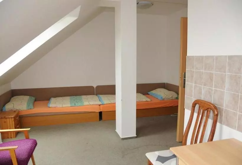 Majatalo Penzion Pupendo