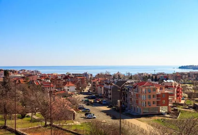 پانسیون Polina Beach