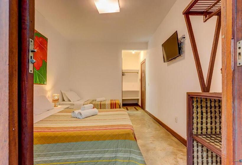 پانسیون Pousada Vila Galea