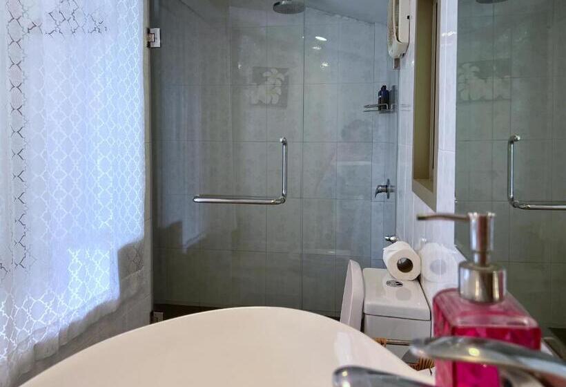 بنسيون The Snug Airportel   Phuket Airport