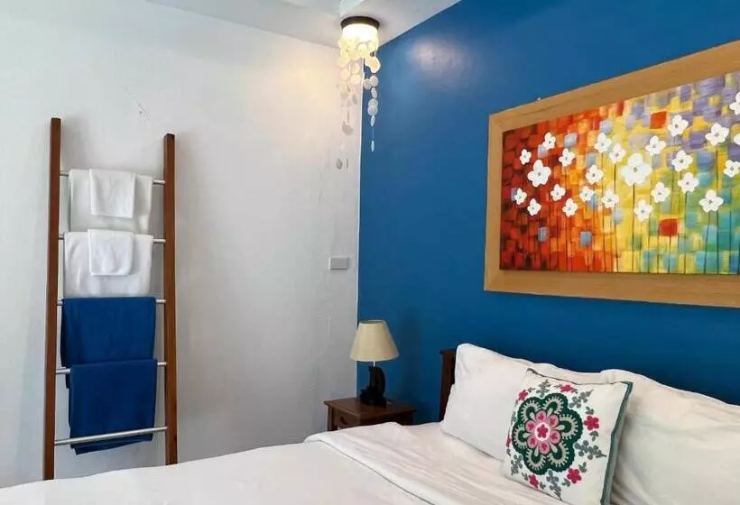 Majatalo The Snug Airportel Phuket Airport