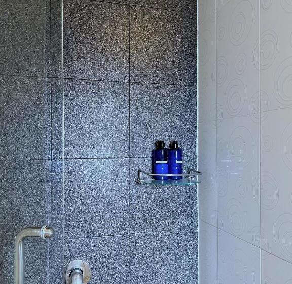 بنسيون The Snug Airportel   Phuket Airport