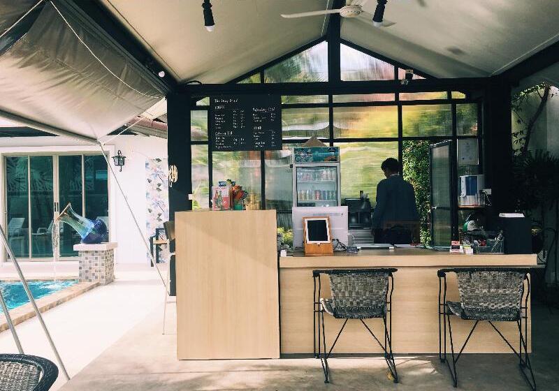 بنسيون The Snug Airportel   Phuket Airport