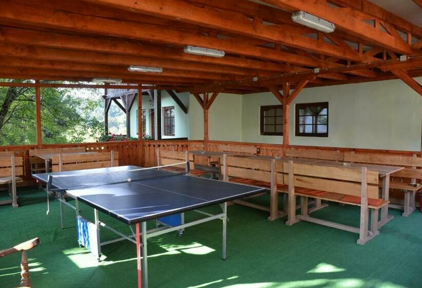 بنسيون Vila Anna