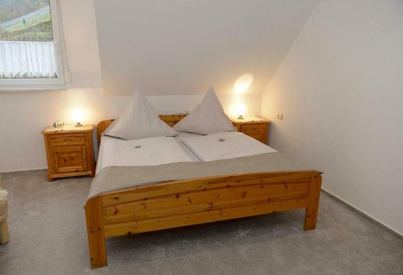 ペンション Wein Und Gästehaus Scheid