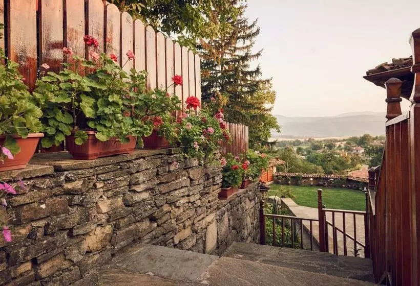 Majatalo Yovina House Zheravna