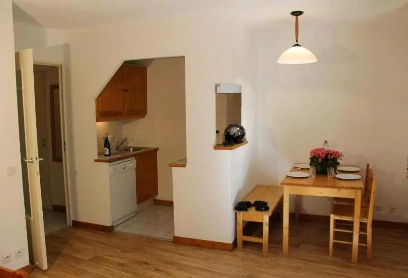 Residence Saboia Cles Blanches