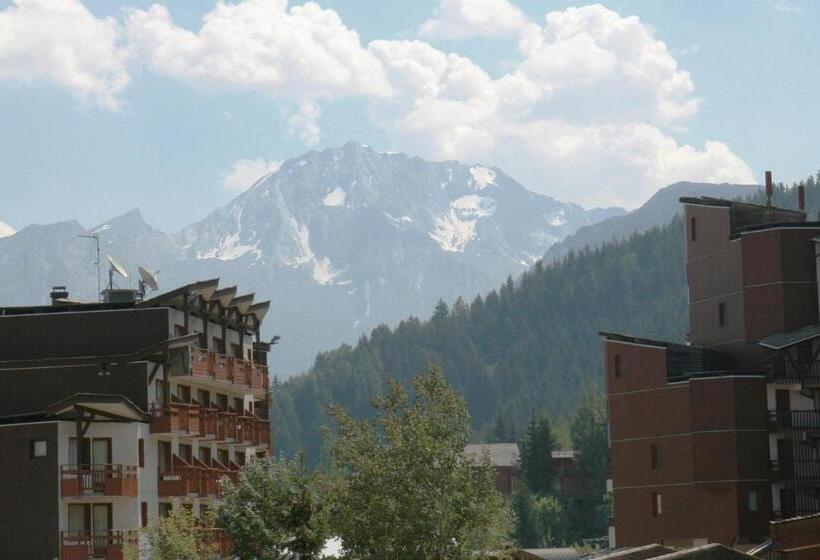 Residence Saboia Cles Blanches