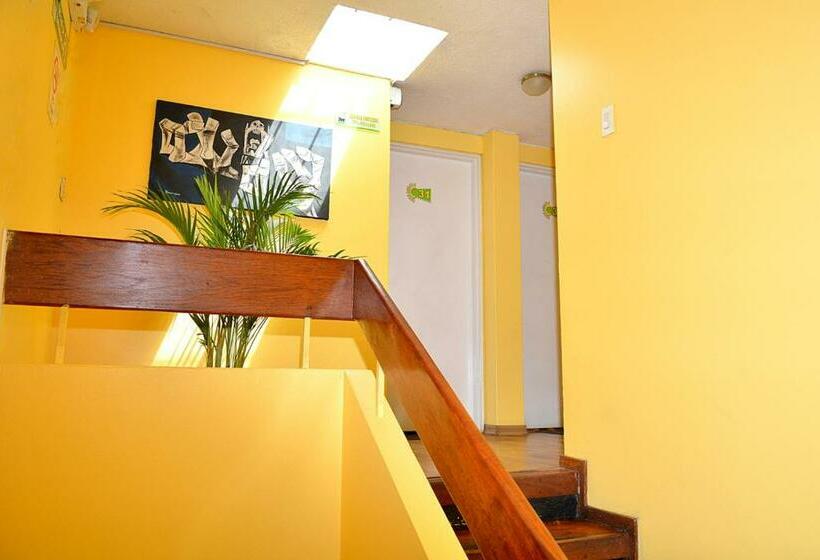 Herberge Hostal Terra 3 Base Aérea