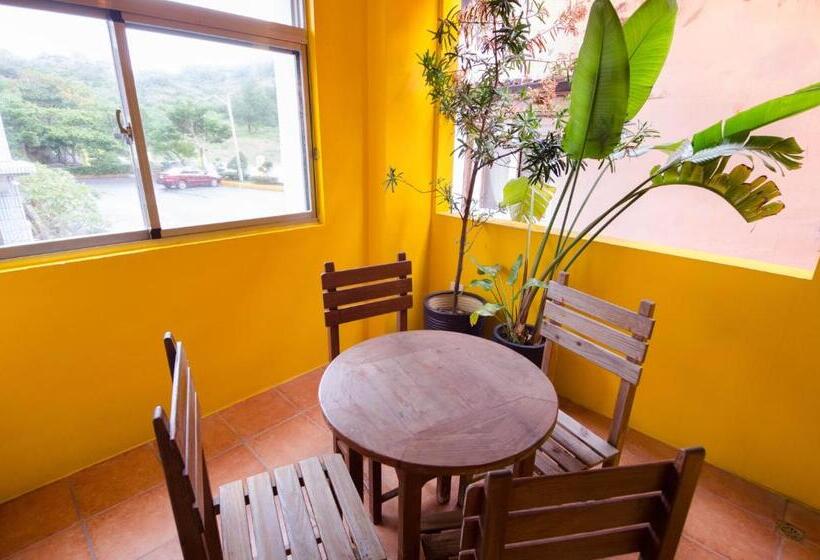 تختخواب و صبحانه Kenting Shen's Homestay