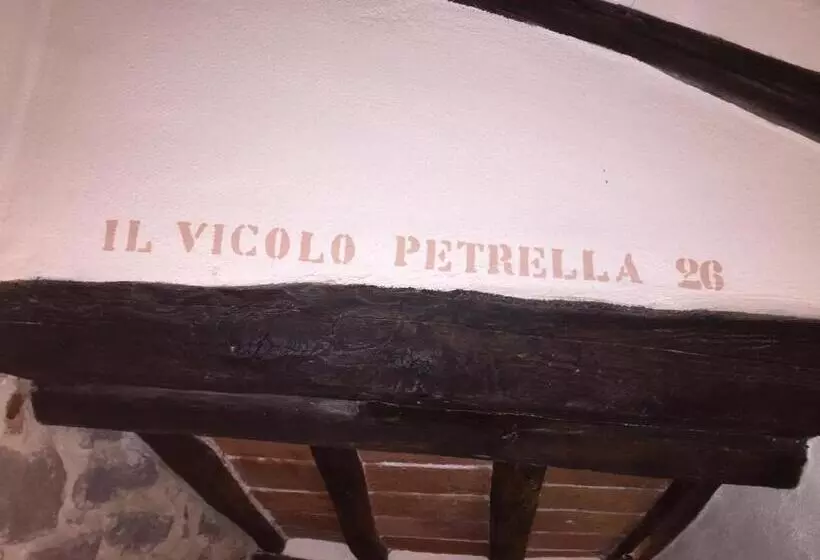تختخواب و صبحانه Locanda Petrella