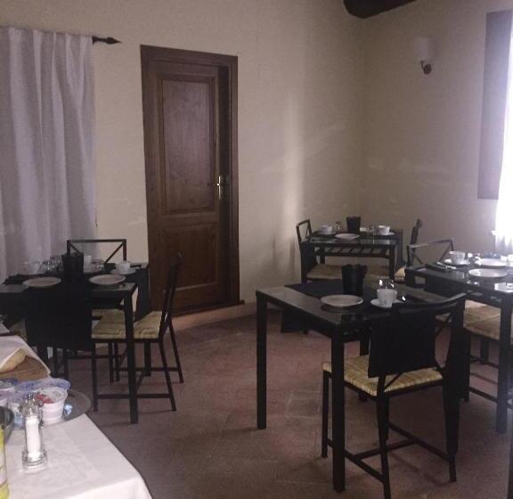 تختخواب و صبحانه Locanda Petrella