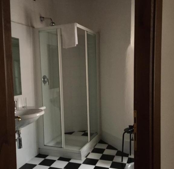 تختخواب و صبحانه Locanda Petrella