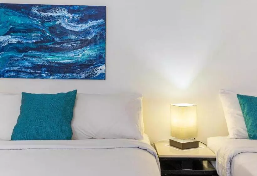 Hi Ho Beach Apartments On Broadbeach