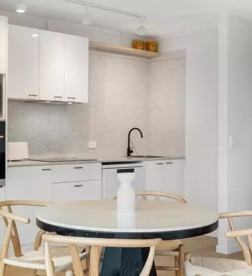 Hi Ho Beach Apartments On Broadbeach