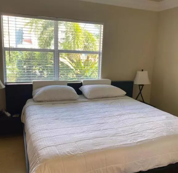ホテル Atlantic Shores Vacation Villas
