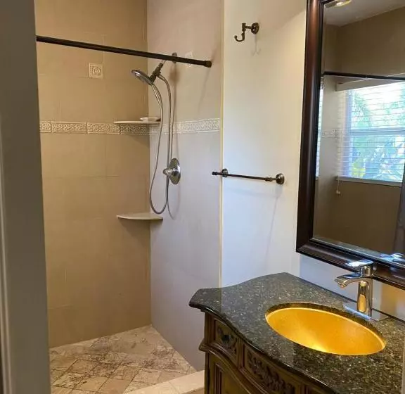 ホテル Atlantic Shores Vacation Villas