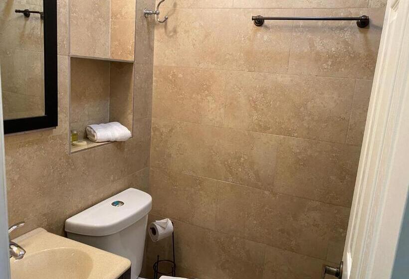 בית מלון כפרי Atlantic Shores Vacation Villas