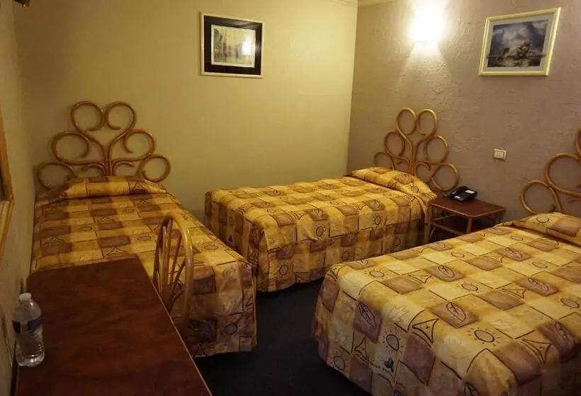 Hotelli Plaza Crystal