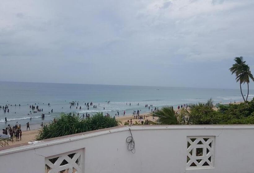 هتل Sea View Beach