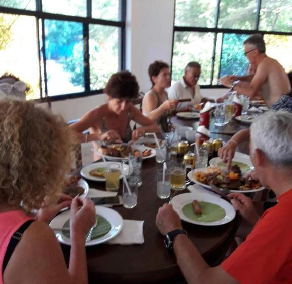 هتل Sea View Beach