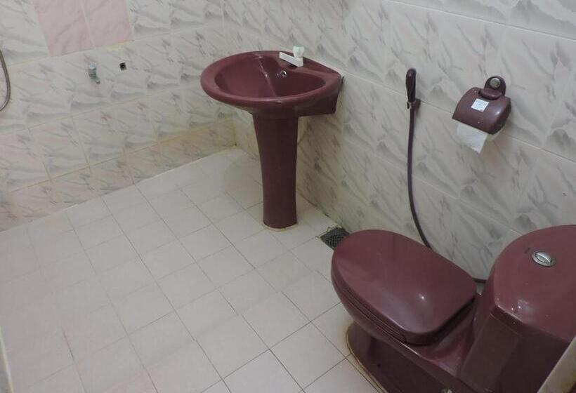 هتل Sea View Beach