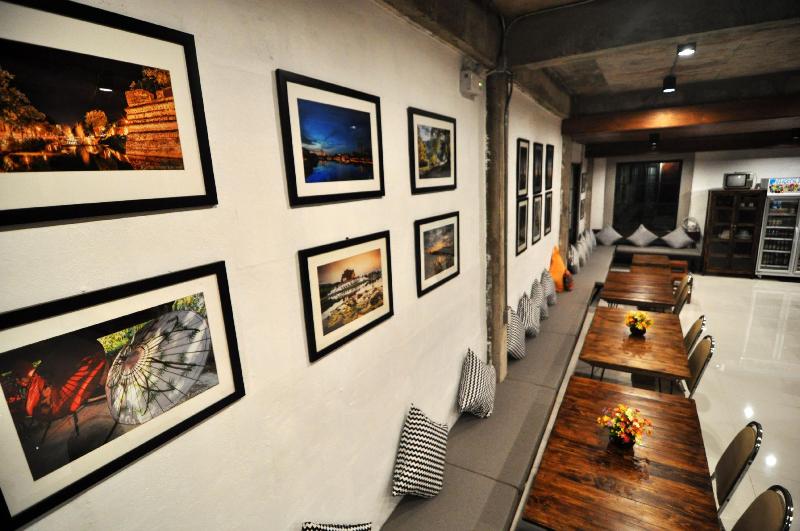 בית מלון כפרי The Warehouse Chiang Mai