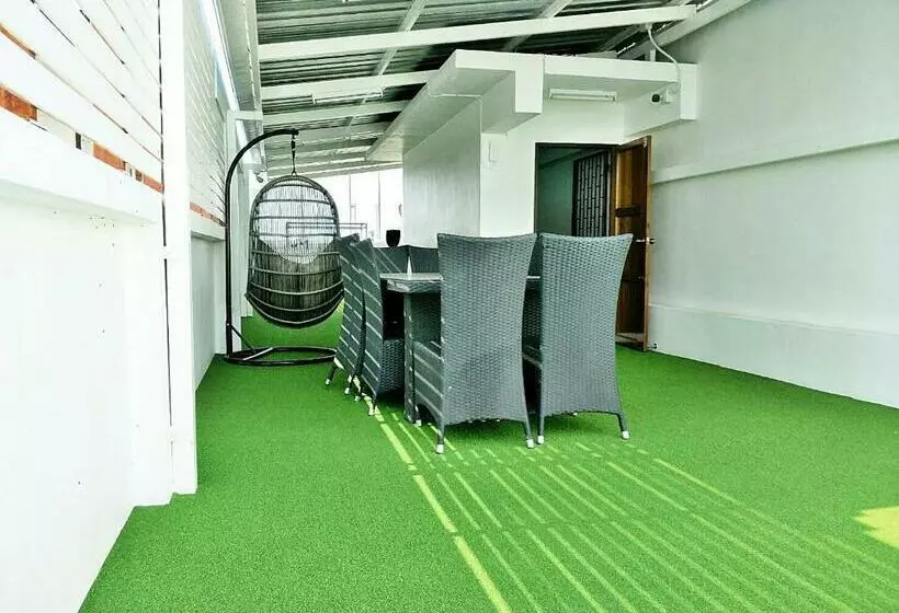 Mariya Lady Hostel Suvarnabhumi Airport