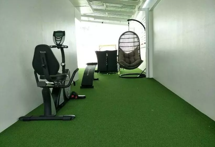 Mariya Lady Hostel Suvarnabhumi Airport