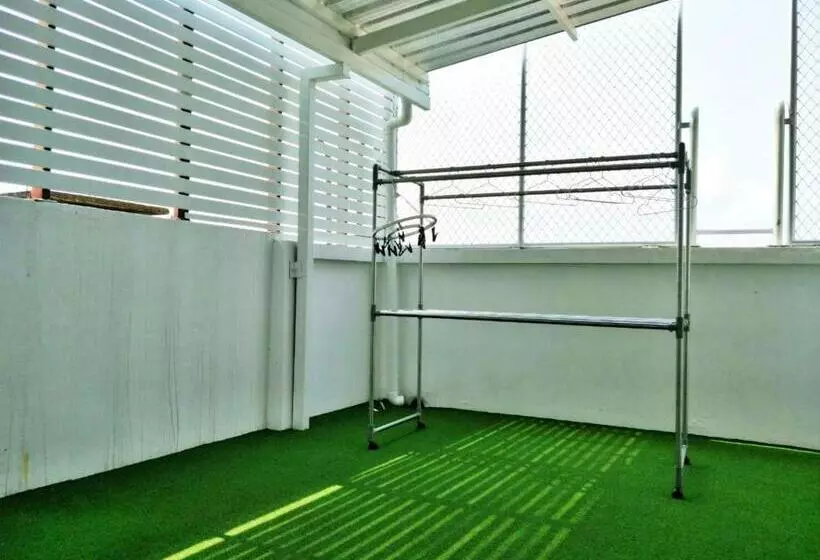 Mariya Lady Hostel Suvarnabhumi Airport