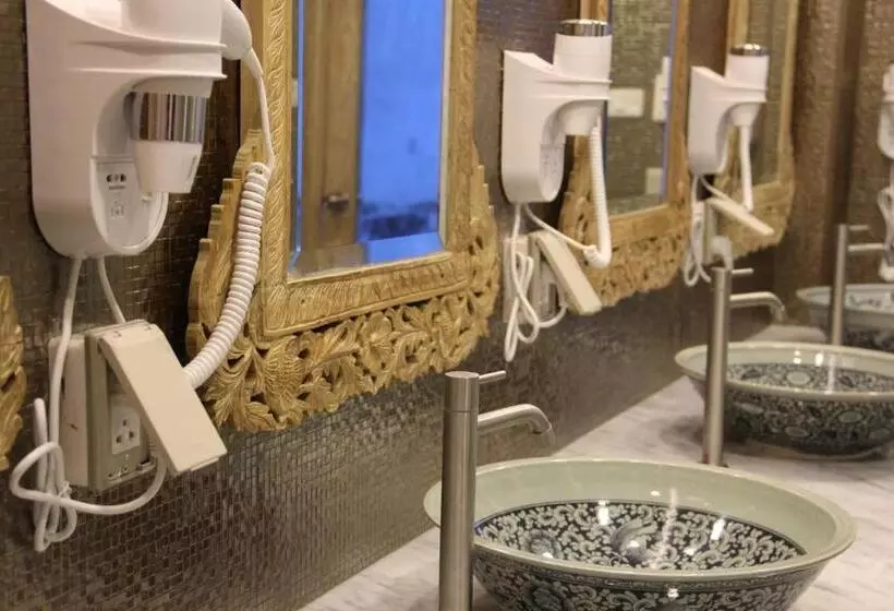 Mariya Lady Hostel Suvarnabhumi Airport