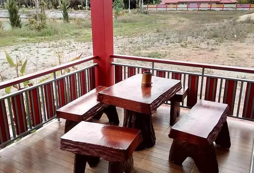 Suratthani Airport Resort