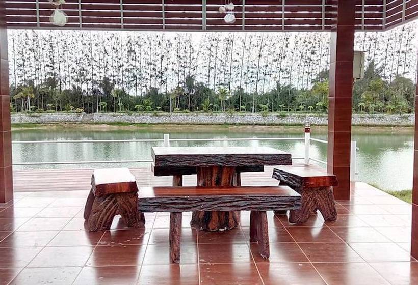 Suratthani Airport Resort