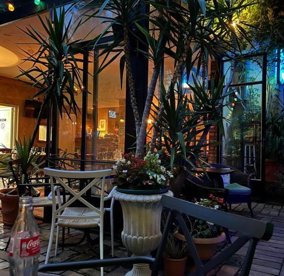 Bed And Breakfast Caffe Caffe