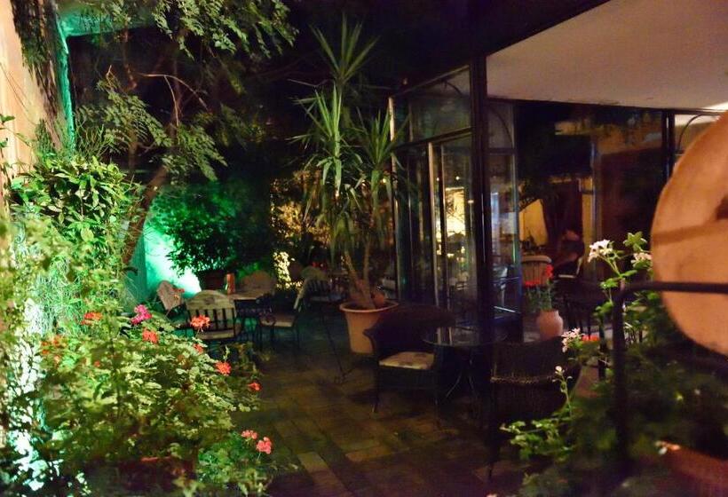 Bed And Breakfast Caffe Caffe