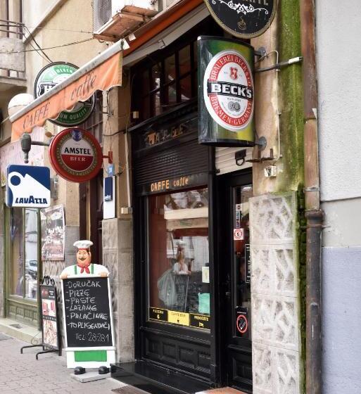 Bed And Breakfast Caffe Caffe