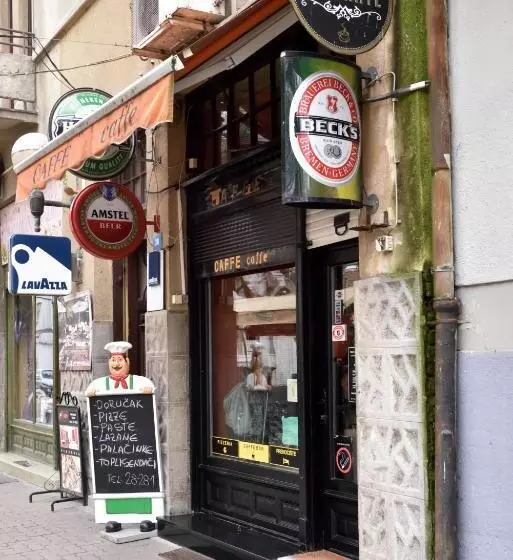 Bed And Breakfast Caffe Caffe