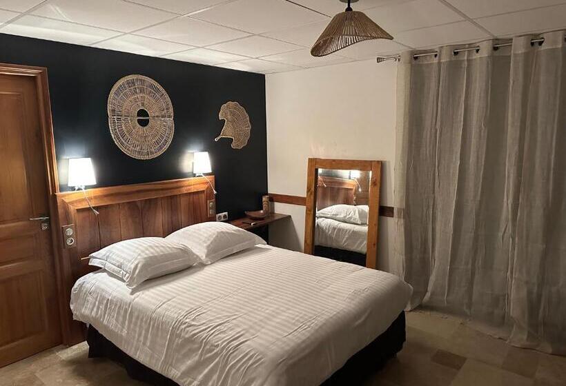 Bed and Breakfast La Ferme De Maraval